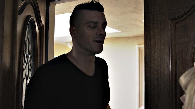 Stepdaughter penetrated by stepdad in wet pussy.