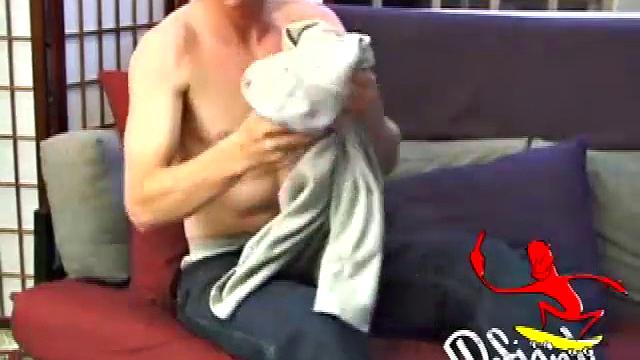 Amateur Justin Jerks Off