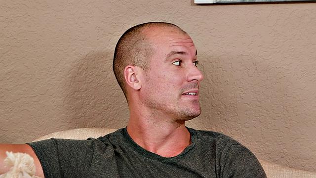 A skinny babe with puffy nipples and trimmed pussy get her shopping done in POV