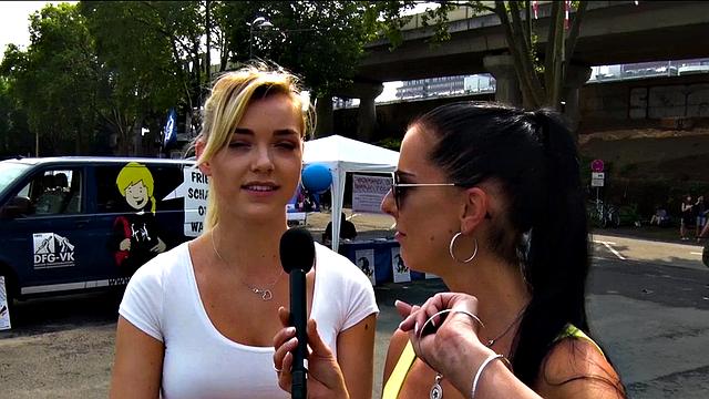 Геймер? Ха-ха, Anny Aurora покажет настоящий экшен в кровати