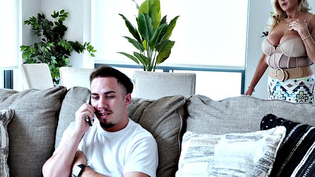 Tahnee Taylor hooks up with her stepson