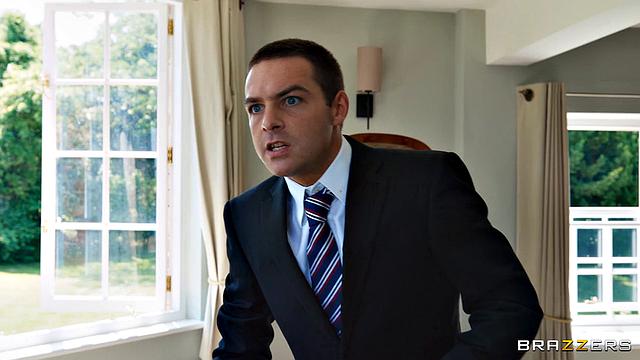 аврора дел рей трахается с дэнни ди в особняке