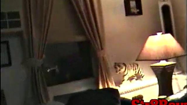 Три раунда минета для Поли - устала, но довольна