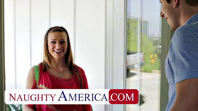 Carmen McCarthy fucks stranger while waiting for tow