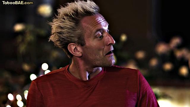 Naughty babe sharing 2 cocks in threesome