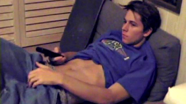 Jayden, a Straight Guy, Masturbates