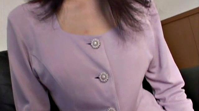 Ht Japanese Milf Toys her Pussy