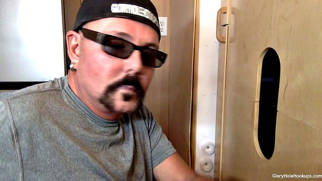 Afternoon Gloryhole Fuck