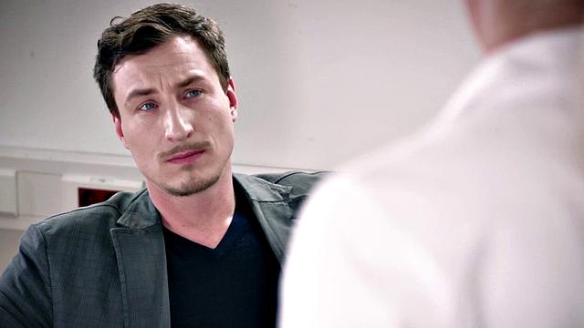 S.a.r.a. - Love In A Threesome, Part 1