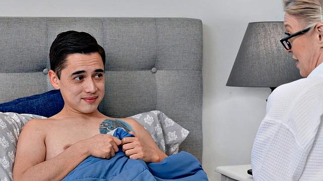 Fucking booty shortsand bikini babes outdoor by the pool