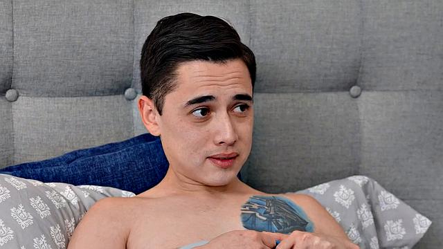 Fucking booty shortsand bikini babes outdoor by the pool