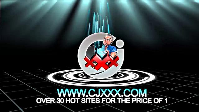 Tom Smith Masturbates