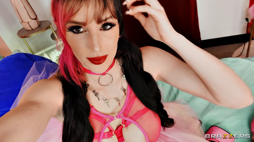 Hot Cosplayer's Roommate