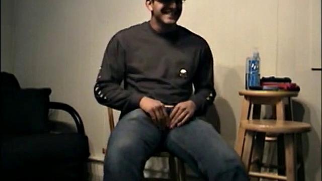 Зак трахает в рот так, что даже зеркало бы покраснело от смущения