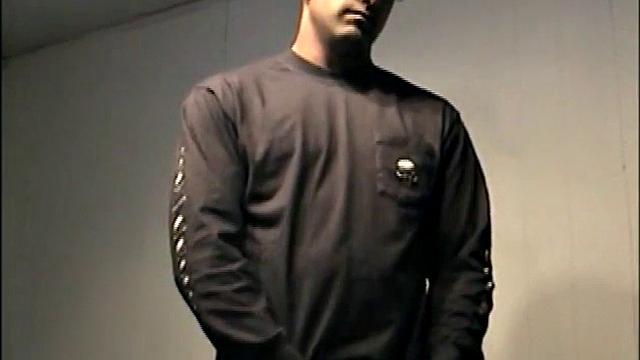 Зак трахает в рот так, что даже зеркало бы покраснело от смущения