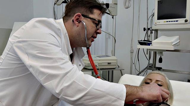 Dr. Lust - Cum On The Nurse