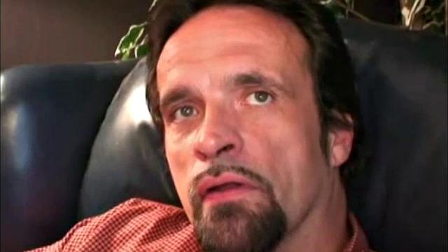 This 43 year old, 6' 2", and 200 pound guy is in Atlanta looking for work as a home renovation specialist. He lives with a woman, out of convenience, but will bend a bit sexually.