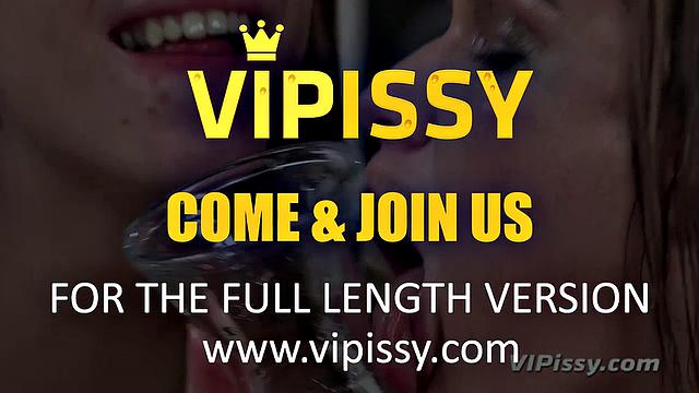 Vipissy - Can You gelp Me - Lesbian Pee