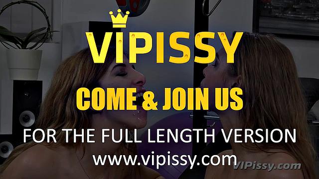 Vipissy - Can You gelp Me - Lesbian Pee