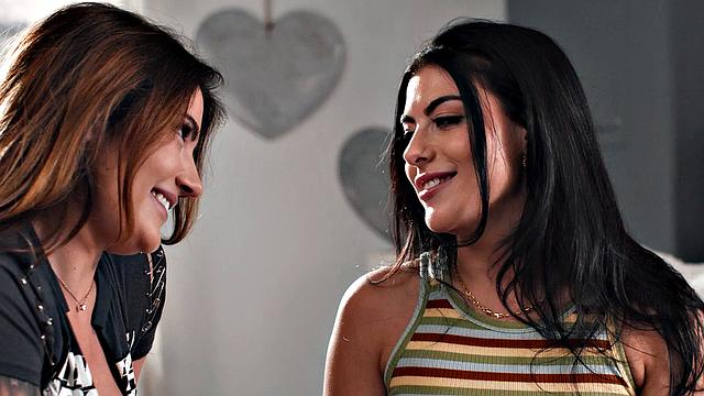 LEZ BE BAD - Nerdy Gal Ritchie Has ROUGH SCISSORING With Stepsister's Bestie Adria Rae