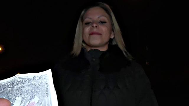 Sexy hunting on the streets