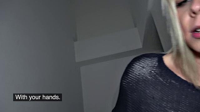 Sexy hunting on the streets