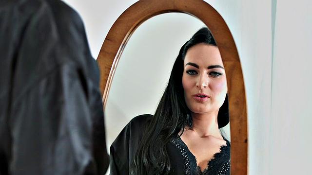 A kinky chick get her trimmed pussy licked & fucked in high heels