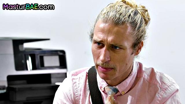 Big ass horny babe pounded by lover