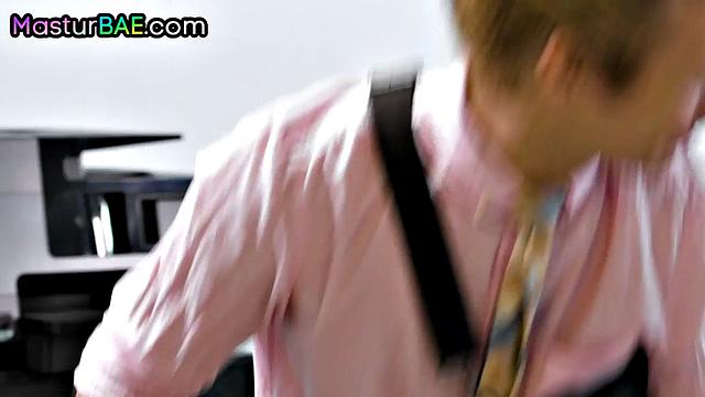 Big ass horny babe pounded by lover