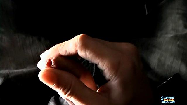 Стрейты дрочат в машине и кончают на публике - Били да Кидд и Уайли