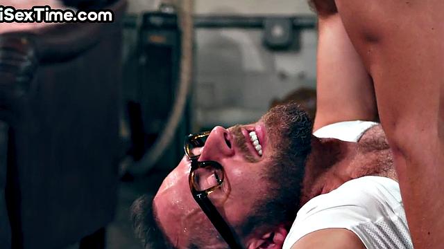 Bisexual babe and her BF smashed in 3way