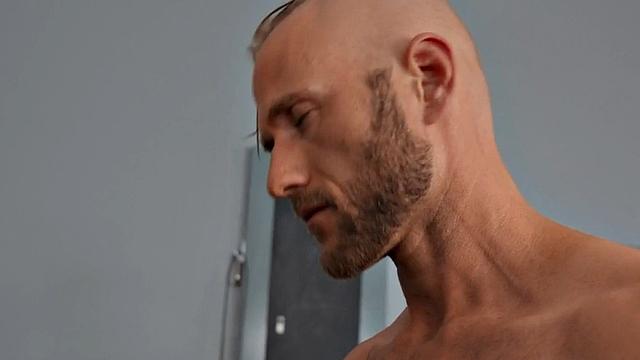 Eager group barebacked in the gym with muscular guys