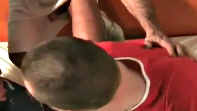 German stud anally banged by muscled DILF in threeway