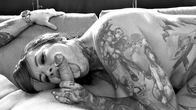 Sabien Demonia & Mike Hell Recreate Their Award-Winning Best Gonzo Scene