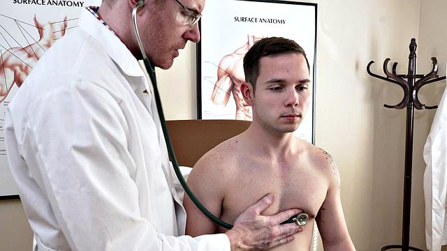 Tiny twunk serving his big doctor