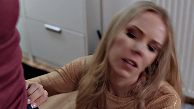 Bigtitted MILF enjoys fucking in pussy by big white dick