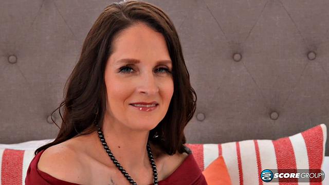 Christina's hubby doesn't know she's around