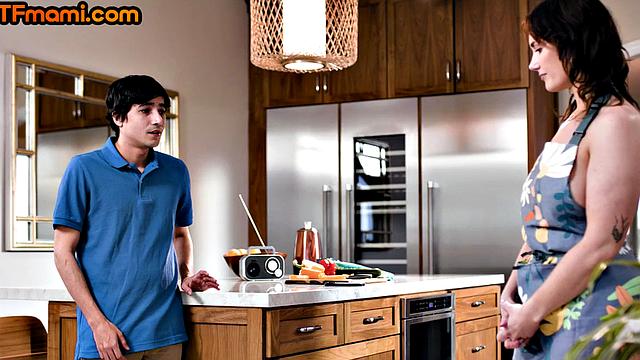 Bigbooty stepmom pussylicked and assfucked by stepson