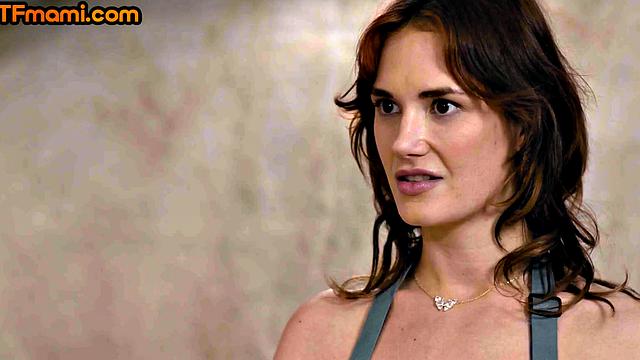 толстозадая мачеха кайфует от анала с умным пасынком