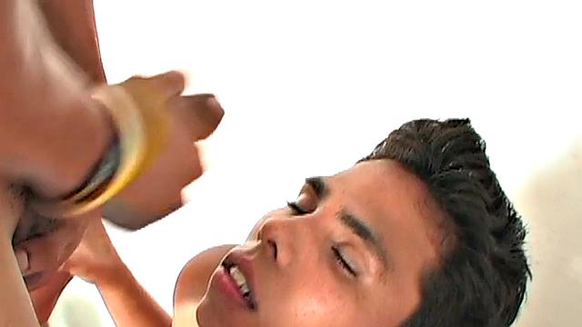 Amateur 21yo Latinos in 3some outdoor and indoor sex