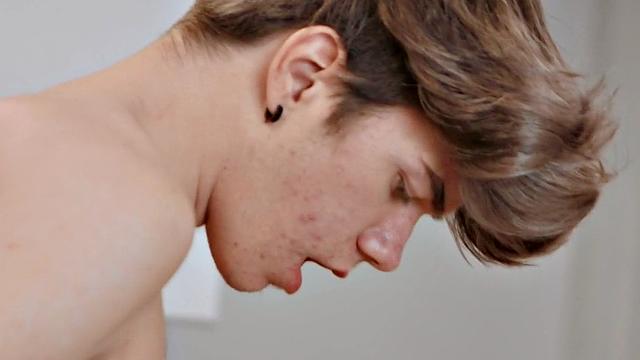 Nympho stud fucked in ass by nice male dick