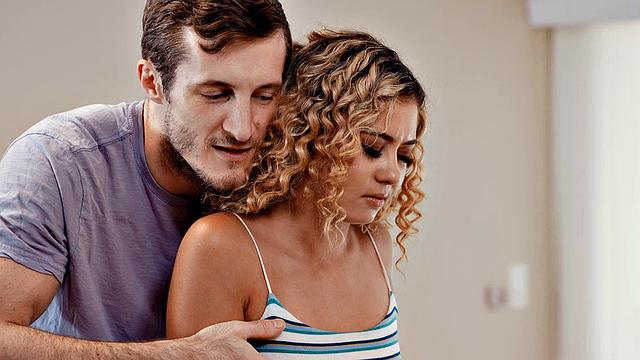 Teen Creeper Allie Addison - Painter Gets Controlled