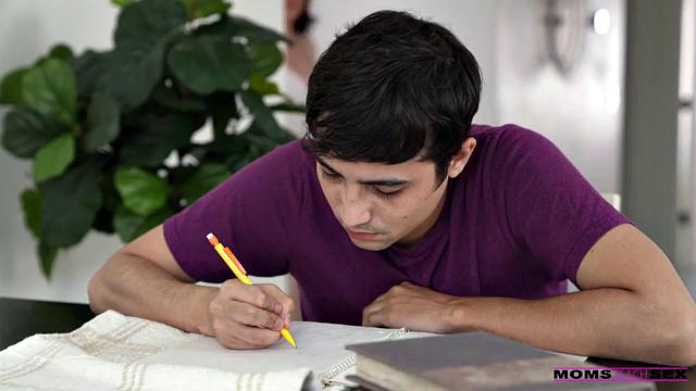 I Need A Babysitter - S21:E2