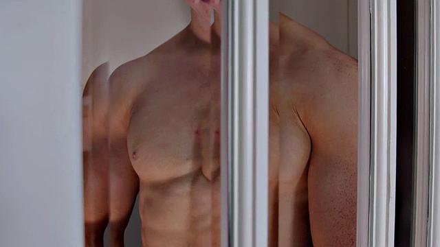 Muscled stepbro bred by athletic top from behind