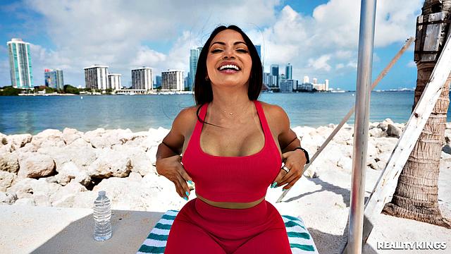 Jogging to the Cum Fiesta