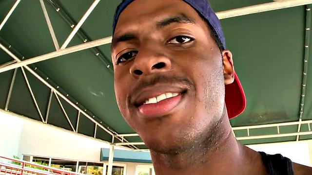 Ebony Thug pulled and fucked by white top in store