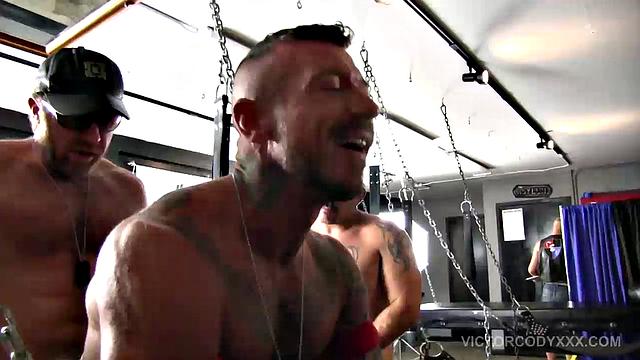 Pig Week Gorilla Porn Orgy 2