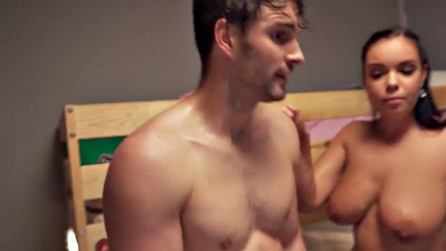 Hotel MILFs deepthroating boss in 3some before scissoring