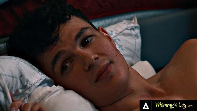 MOMMY'S BOY - Petite Alexia Anders Gets Fucked By Stepbrother Next To