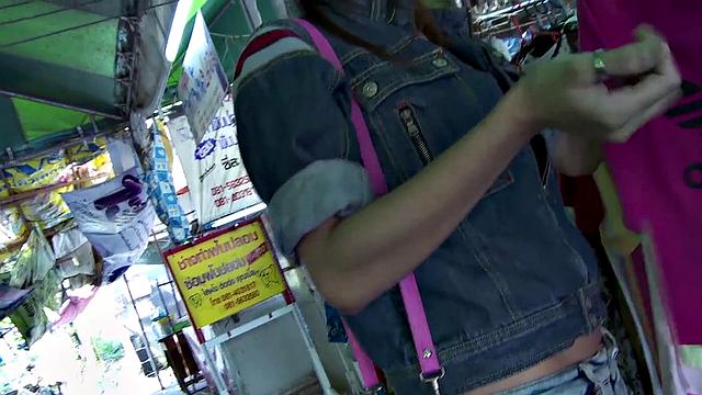 Som - Getting Intimate - 4min Clip